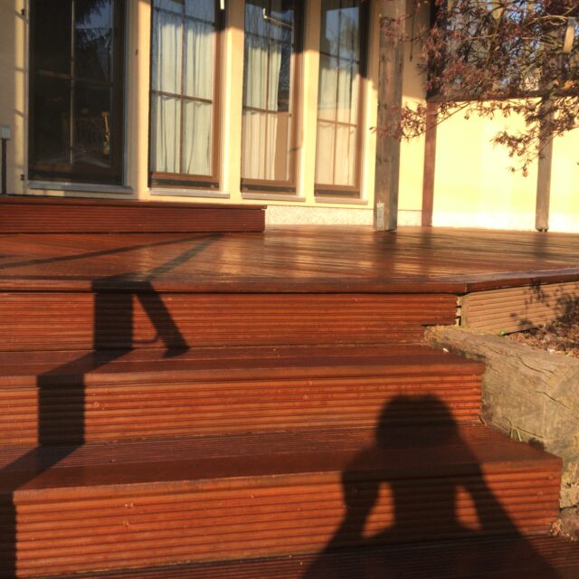 DD250B35-A9B5-4EBD-AEC9-F36018CC96E1